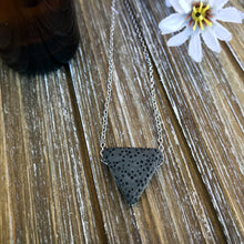 Load image into Gallery viewer, Essential Oil Necklace