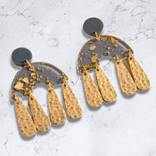 Load image into Gallery viewer, Chandelier Detailed Dangle Earrings
